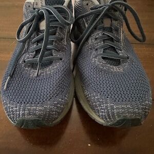 Brooks Revel 3 Size (10)